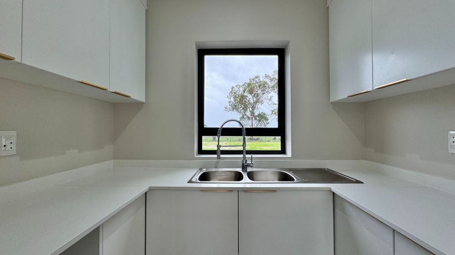 4 Bedroom Property for Sale in Croydon Gardens Estate Western Cape